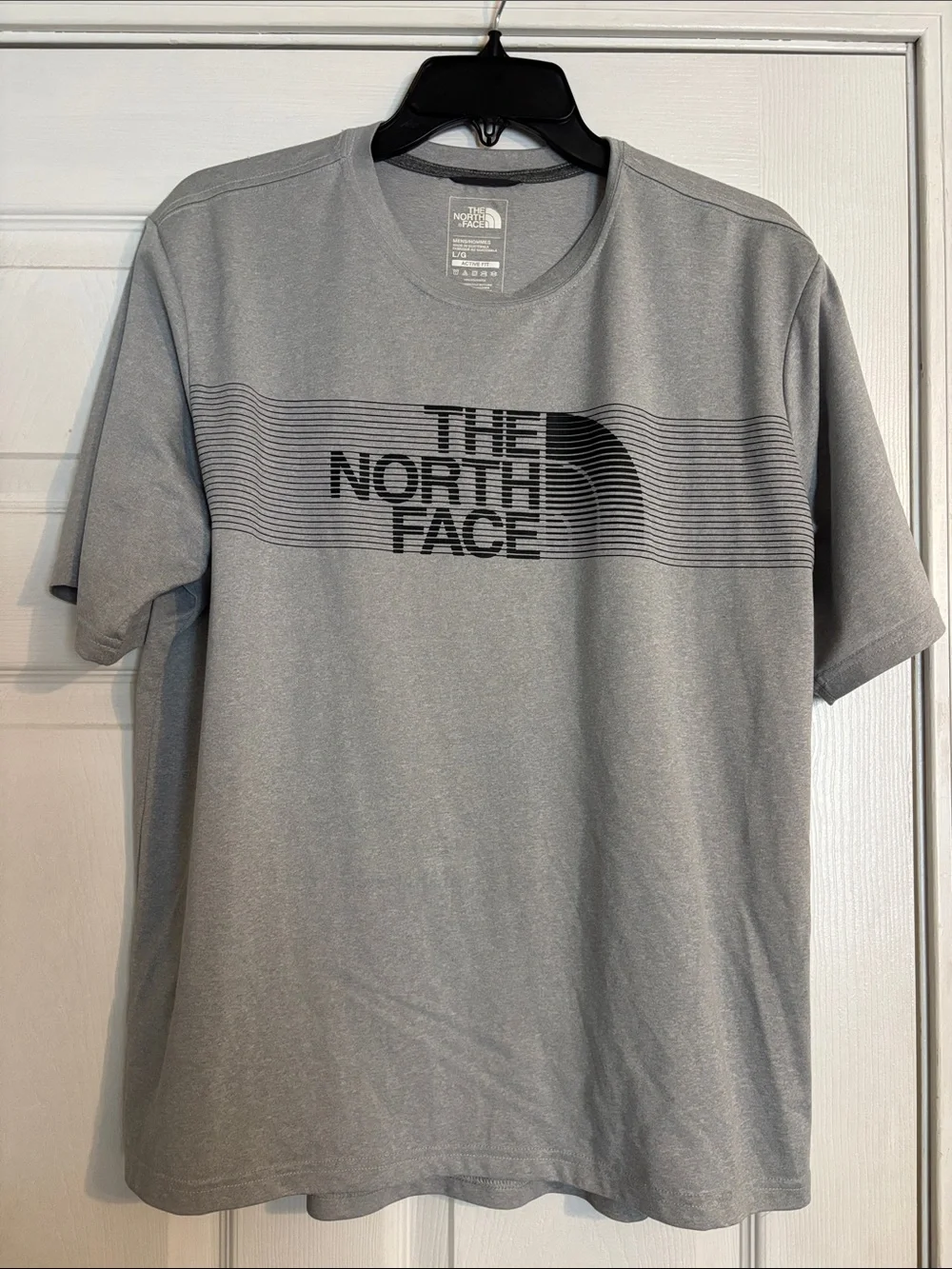 The North Face Active Fit Performance Wear Gray Short-Sleeve Logo Tee Large